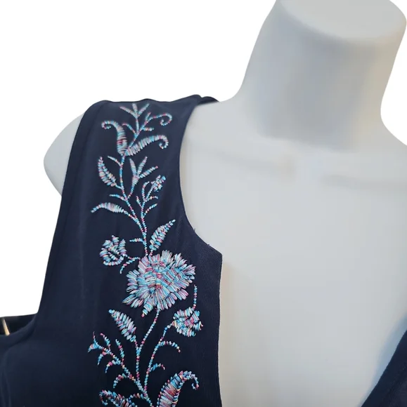 Lands End Womens Embroidered Cotton Jersey Dress Size XL Navy Blue Sleeveless - Picture 2 of 4